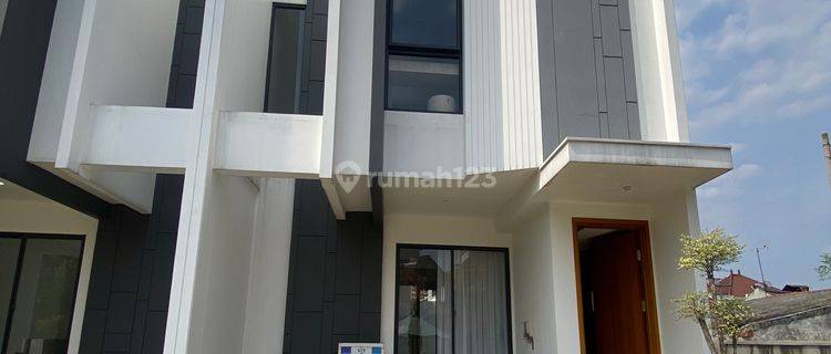 Rumah Dijual Cluster South Serpong Tangerang Selatan 1