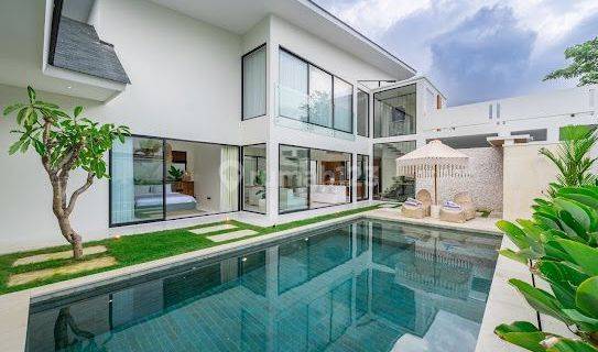 Freehold Villa Modern 4 Kamar Tidur Walking Distance Ke Pantai Seminyak 1