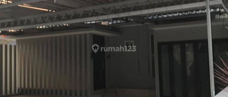 Rumah 2 Lantai di sewakan di Jln. Pinang ranti, Jakarta timur 1