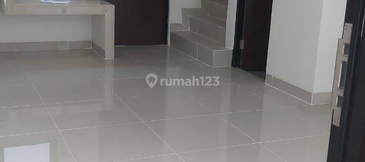 Rumah Siap Huni di Northbend Tangerang Strategis Nego 1