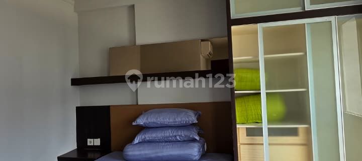 Sewa Cepat!! Harga Nett!! 2 Bedroom Royal Medit Central Park, Furnished Bagus, Best View ke Central Park 1