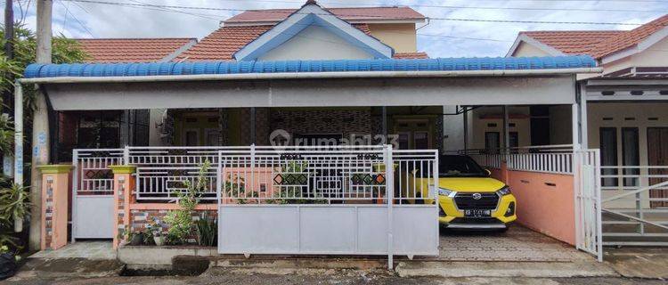 Rumah 2 Lantai di Jl Husein Hamzah Area Berkembang 1