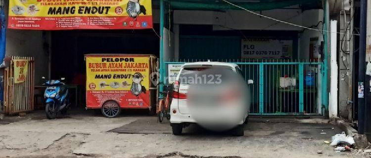 RUKO 3 LANTAI RAYA  KEDUNGSARI 1