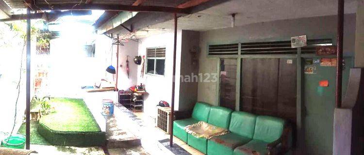 Rumah Sertifikat Hak Milik di Gg. Saumin, Ulujami, Jakarta Selatan 1