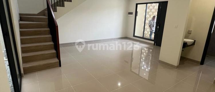 For Sale Brand New House in Carson Gading Serpong. 1