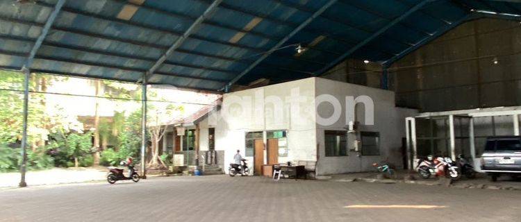 Rumah dan Gudang Garasi Workshop di 0 Jl Ir Soekarno Batu Malang 1