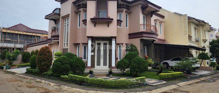 DI JUAL RUMAH MEWAH 2 lt. Villa Evergreen.  1