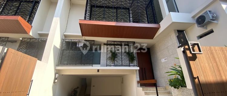 New 2-Story Semi-Furnished SHM House in Kemang, South Jakarta 1