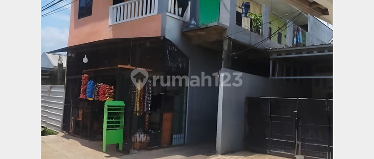 Cilangkap 15-Door Boarding House with Flood-Free Stalls Near LRT & Toll Road 1