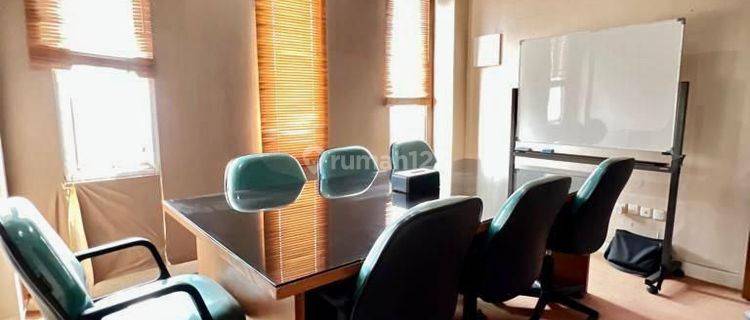 Ruko/Rukan 3 Lantai Semi Furnished Lokasi Strategis Area Bisnis 1