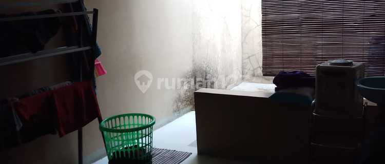 Strategic Shop House for Sale, Busy Location in Majalaya Ciparay 1