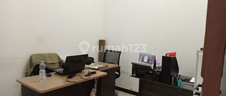 Well-Maintained Comfortable House for Sale in Batu Indah Bandung 1