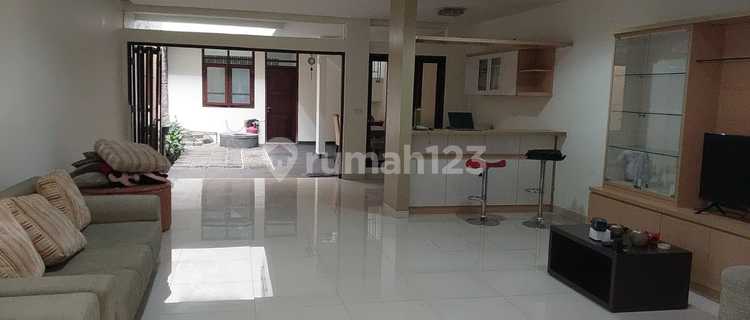 Comfortable House for Rent in Setraduta Hegar Bandung 1