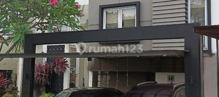 Cool House in South Jakarta with SHM 1