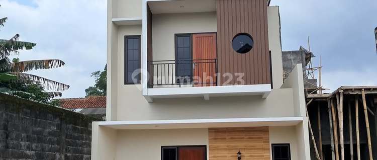 Rumah 2 Lantai 500 Jutaan Banyumanik 1