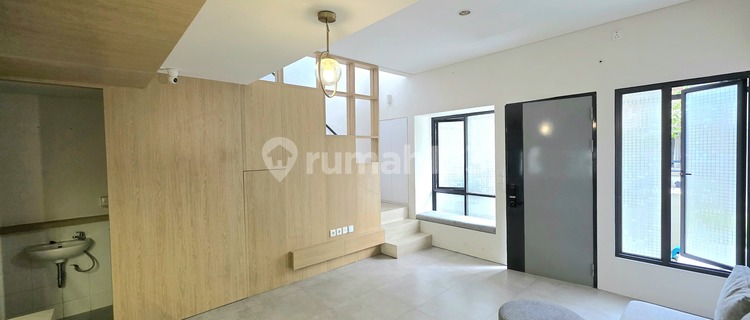 Dijual Murah Dibawah NJOP Rumah Semi Furnished Siap Huni INVENSIHAUS TABEBUYA, BSD CITY 1