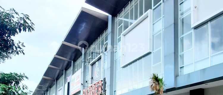 Ready-to-Use Business Ruko, Spacious and Large Design, Located in a Commercial Area 1