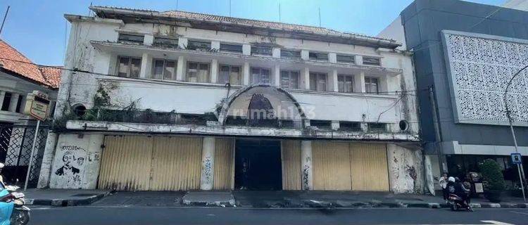 Dijual Gedung Cocok untuk Kantor di Braga Kota Bandung 1