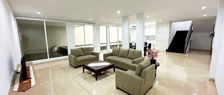 For Rent Rumah 5 Kamar Denpasar Jakarta 1