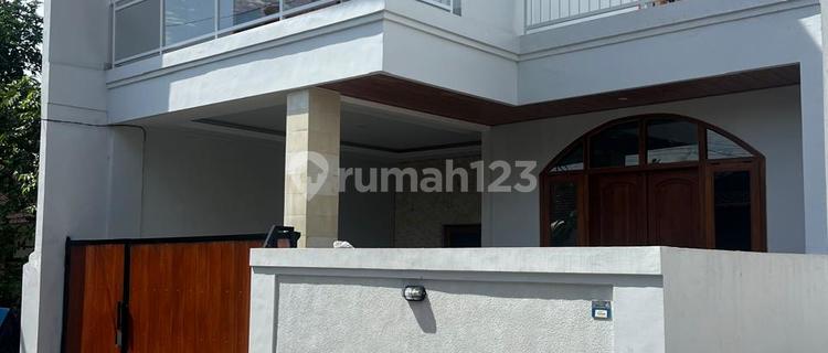 Di Jual Rumah Baru Lantai2 di Jl. Nuansa Hijau Utama, Gg. Xviii No 3, Ubung Kaja, Denpasar Utara, Kota Denpasar, Bali, Indonesia, 80116, Denpasar Utara 1