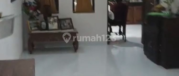Di Jual Rumah Lqntai 2 di Pemogan 1