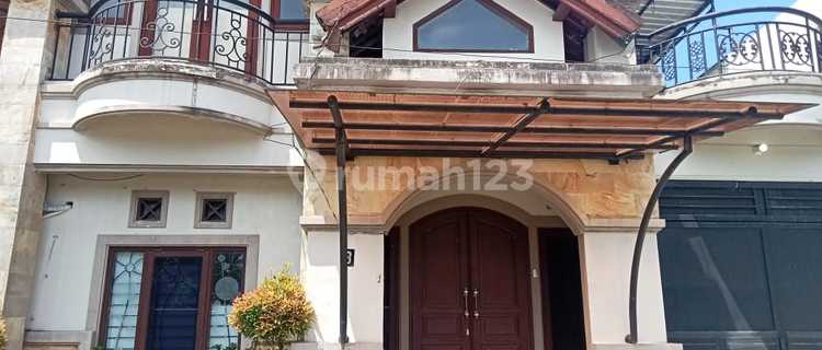 Di Jual Rumah Lukasi Jantung Kota Dempasar di Jl. Bung Tomo I No.1, Pemecutan Kaja, Denpasar Utara, Kota Denpasar, Bali, Indonesia, 80118, Denpasar Barat 1