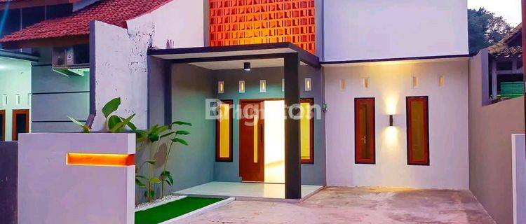 RUMAH MODERN MINIMALIS RORO JONGGRANG 1