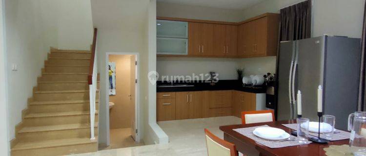 Sewa Golf Residence Full Furnished Hadap Selatan 1