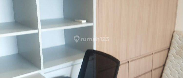 Disewakan apartemen furnished 2 Bedroom ,posisi sangat strategis depan Sumarecon mall  di MTown Apartemen Gading Serpong.  1