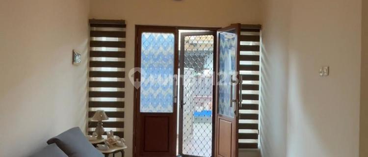 Disewakan Cepat Sektor 6 Rumah 2 lantai  Rapi 1