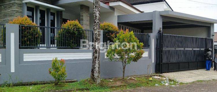 RUMAH FULLY FURNISHED CANTIK DAN TERAWAT BUKIT DAMAI INDAH BALIKPAPAN 1