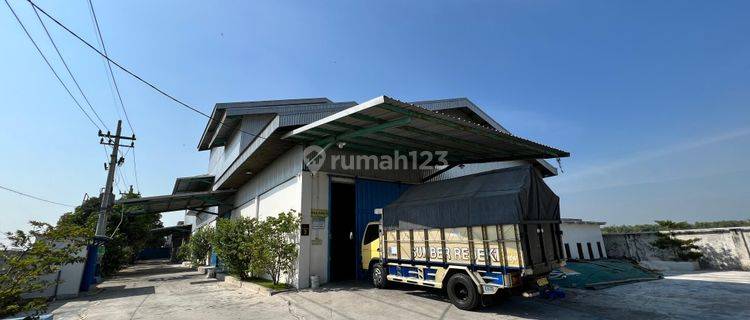 Gudang Industri Madiun Dekat Tol Strategis Container 40 Feet 1