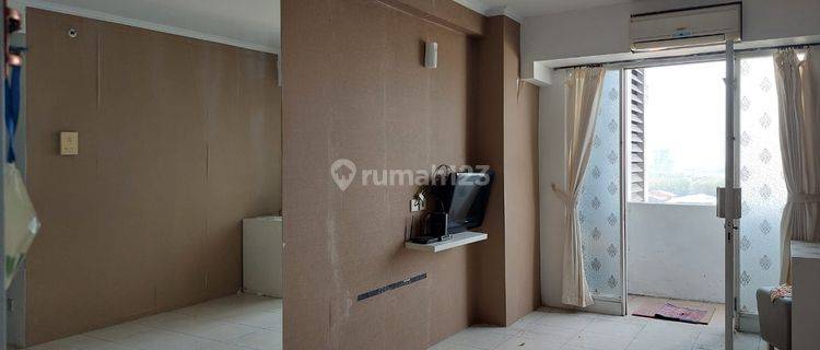 Dijual Apartemen Metropolis 2BR Corner Semi Furnish Dekat Ubaya 1