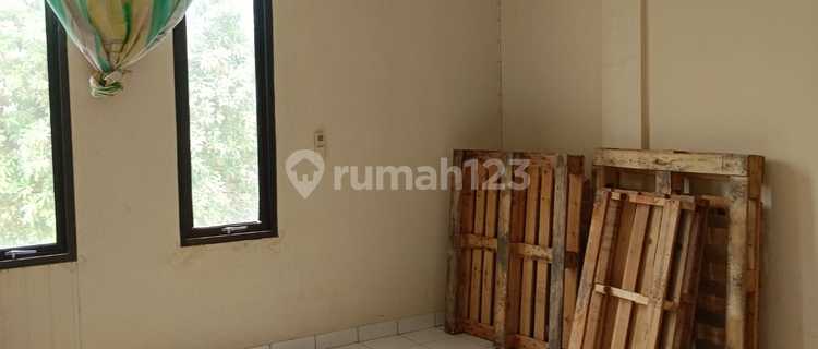 For Rent: Twin Shophouse Ready for Business in Taman Royal, Tangerang 1