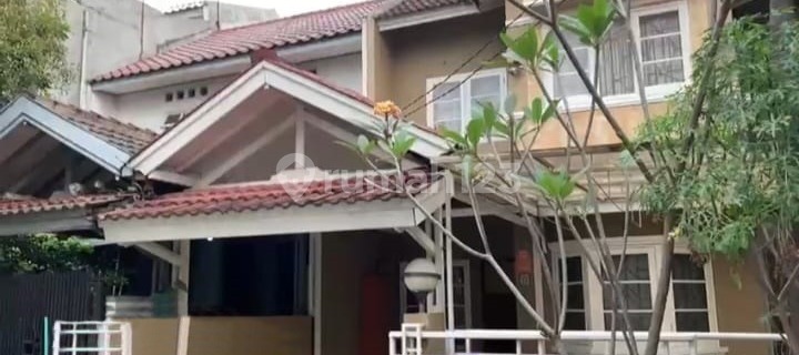 Rumah Bagus 2,5 Lantai di Sektor 7A Gading Serpong, Tangerang 1