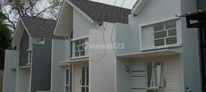 Dijual Rumah Dalam Cluster Bebas Banjir Di Cinangka Depok  1