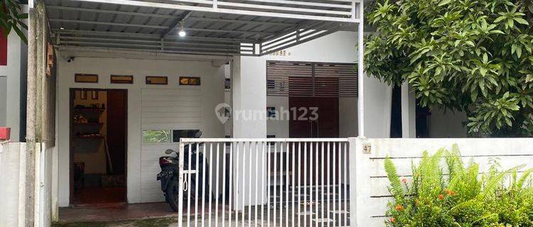 Rumah Siap Huni JL. H.R.A Rahman (sei Jawi) 2 Lantai  Rumah Furnished SHM - Sertifikat Hak Milik di Jalan H.R.A rahman, bisa tembus jalan tabrani ahmad , Pontianak Kota Bagus 1