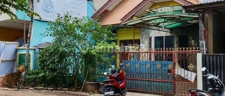 Luxury House for Rent in Pondok Kelapa 190M, Access for 2 Cars, 2 Carports 1