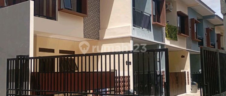 Nice 2-Storey House in Jakarta Only 1 M 1