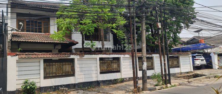 Rumah Besar Tanah Luas Cocok untuk Kantor di Asem Baris Tebet 1