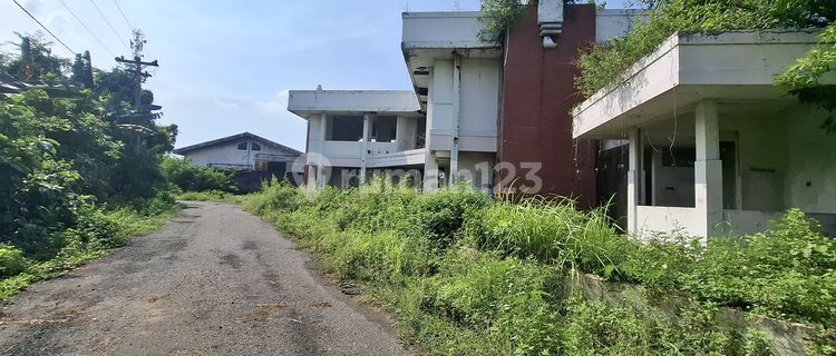Land and Buildings ex Factory for Sale Below NJOP Price in Semarang 1