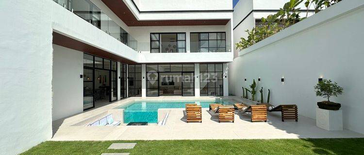 Brand new 2 storey Modern Villa for sale in Sanur 1