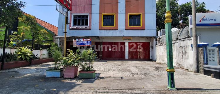 For Rent Strategic Shop House in Rembang City 1