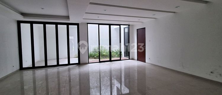 Rumah Mewah di Komplek Perumahan Elite Kota Kudus 1