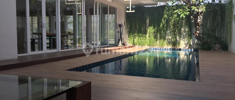 For Sale 2.5-Story Split-Level House at Raya Bukit Golf International, Minimalist Modern Artistic with Swimming Pool 1