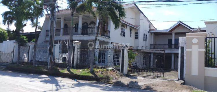 Dijual Rumah 2 Lantai Jalan Pier Tendean Makasar 1