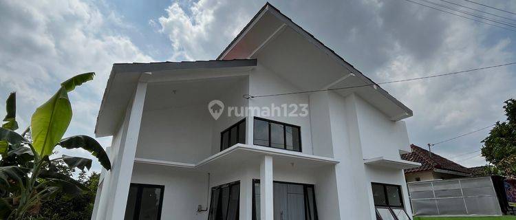 Rumah Pesan Bangun Hook 2 Muka di Kalasan 1