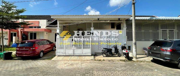 Dijual/Take Over Rumah Full Renovasi Di Golden Prima Bengkong
 1