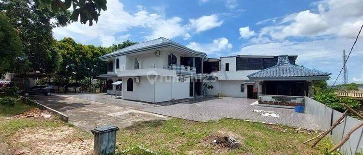 Dijual
rumah Hook 2 Lantai Crownhill Estate, Batam Center 1