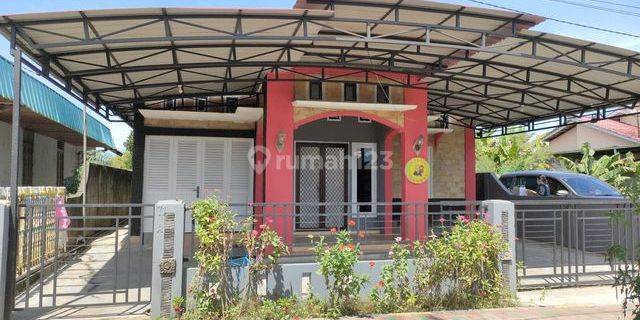 Rumah Semi Furnished Jalan Sekawan, Roban, Singkawang, Kalimantan Barat 1